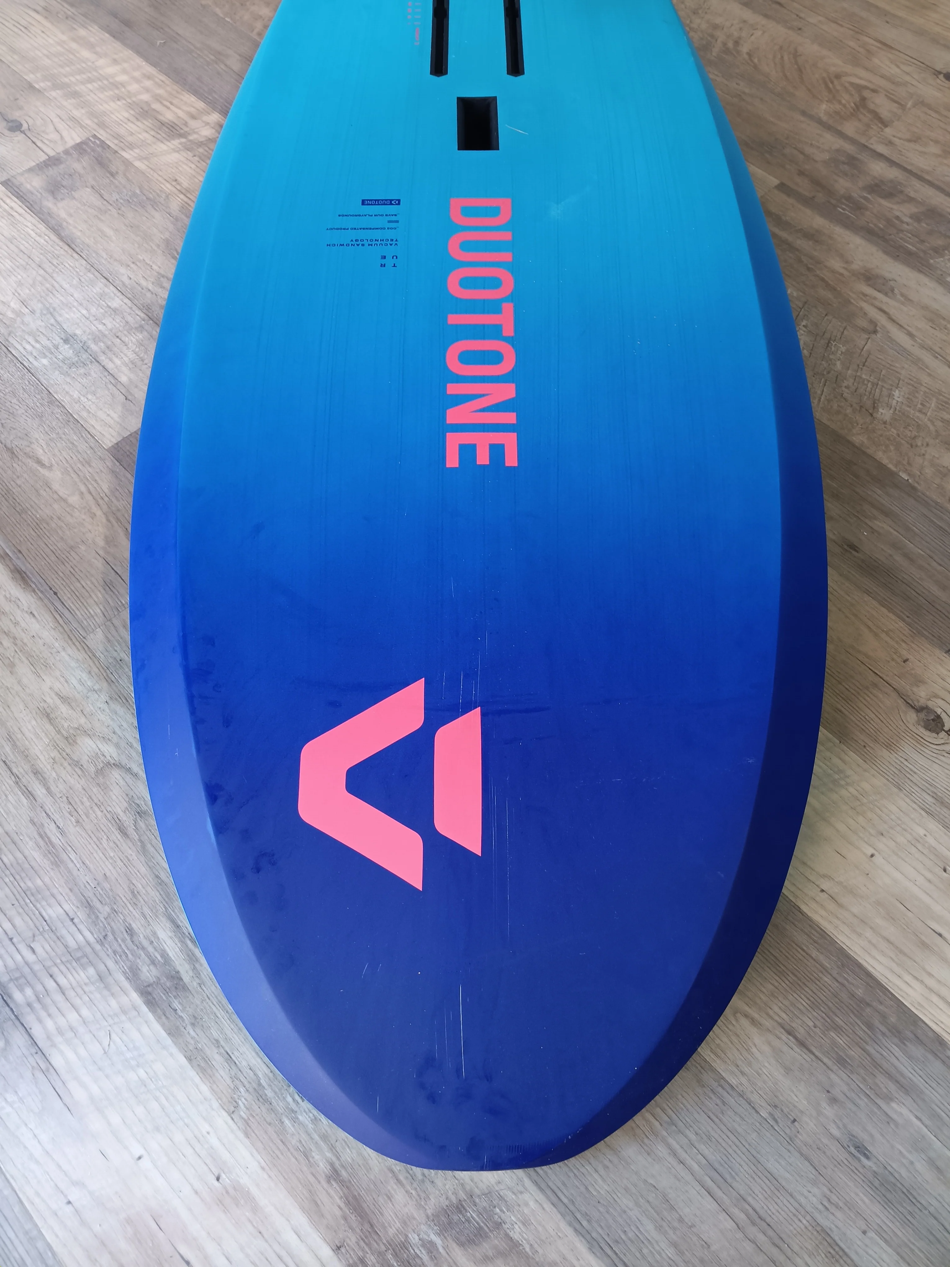 2024 Duotone Sky Free 5'3" 105L DEMO - Image 8