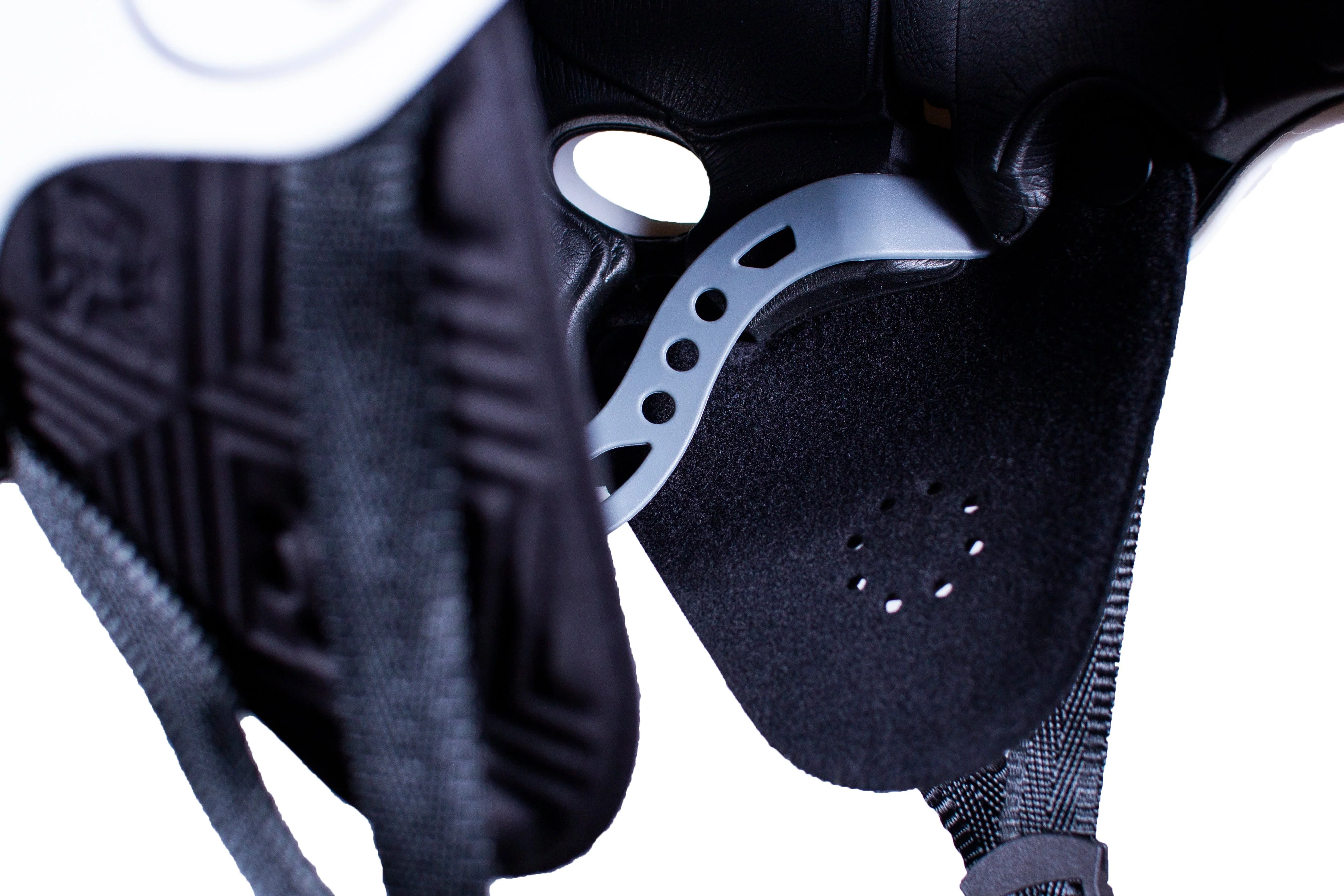 Dakine Renegade Helmet Black - Image 3